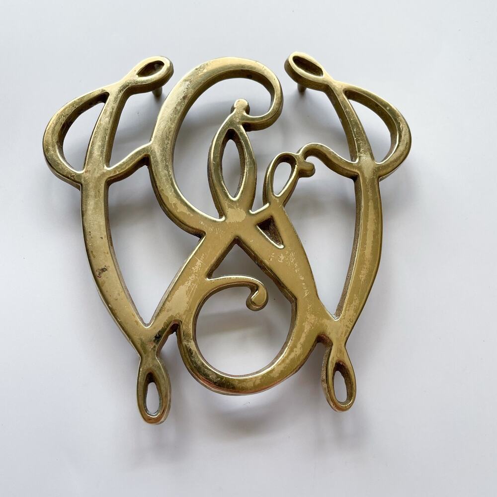 Vintage George Washington Cypher Brass Trivet 10-13